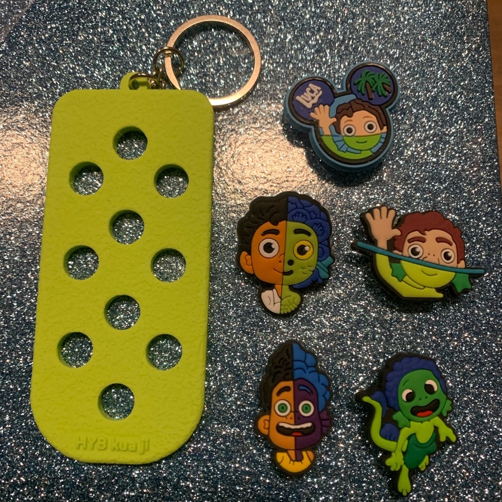 Disney Lucas Croc charm set
